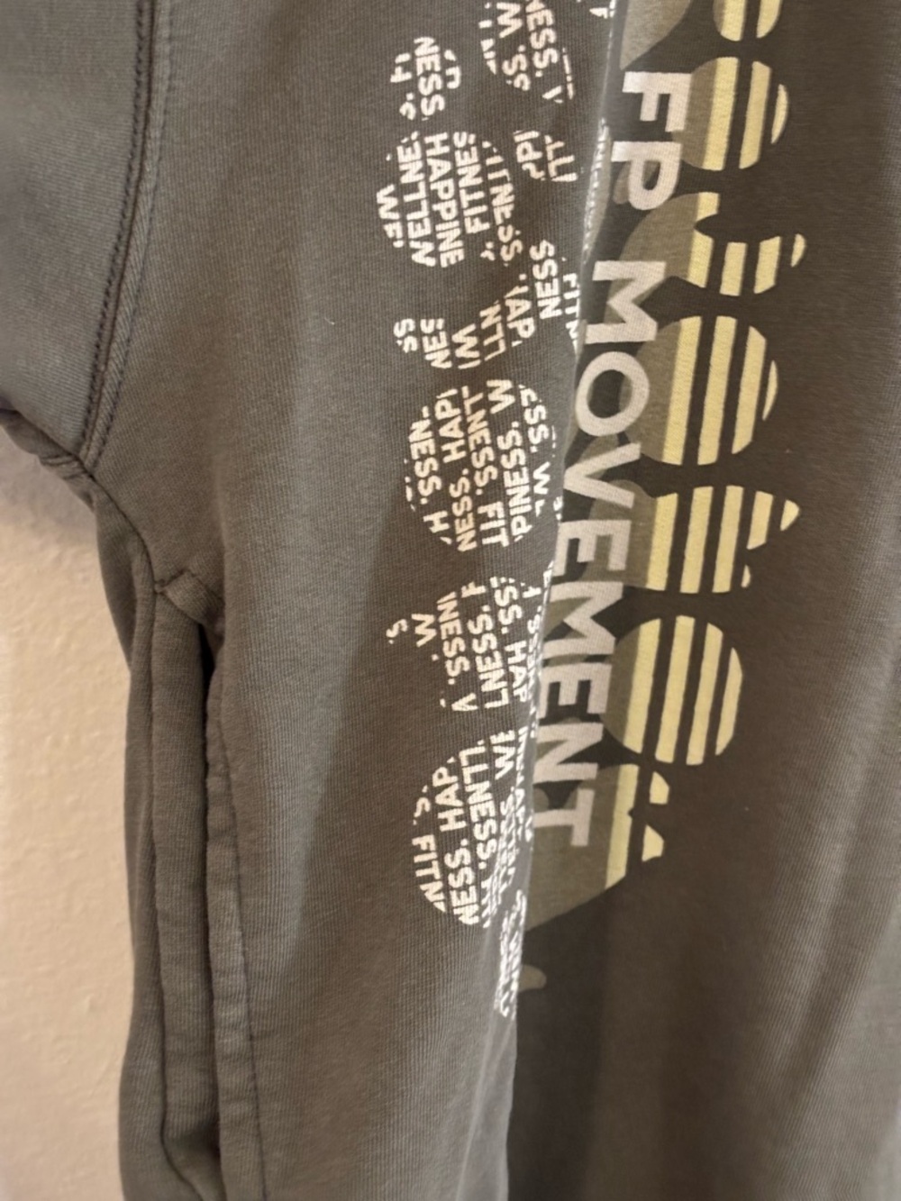 FP MOVEMENT ASH ALL STAR BUTI LOGO CREWNECK PULLOVER SWEATSHIRT - Picture 8 of 9
